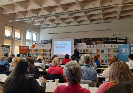 Biblioteka pedagogiczna przyszłości. Niekonwencjonalne zasoby i użytkownicy jutra.